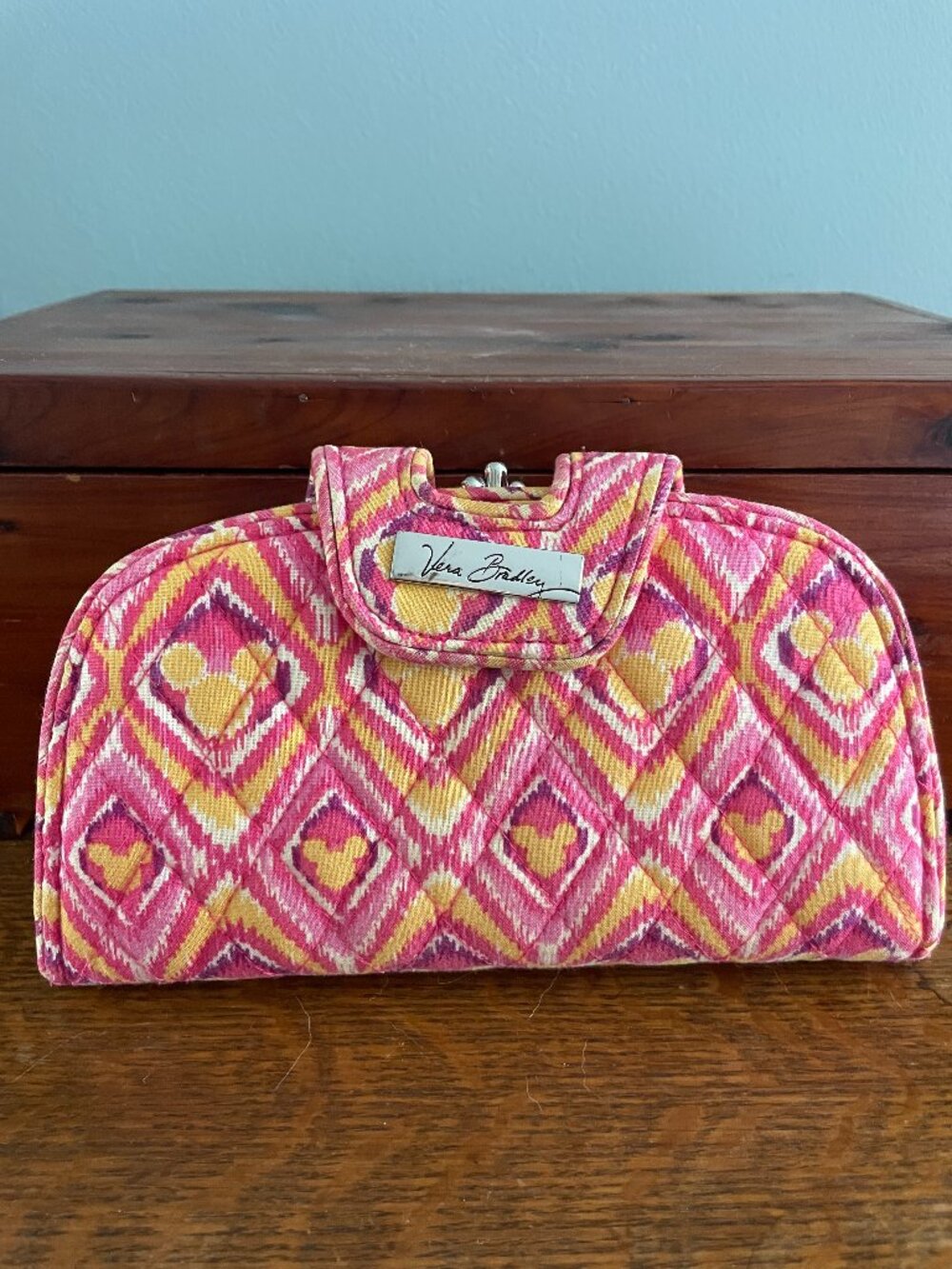 Disney Vera Bradley Bouncing Bouquet Kisslock Wallet